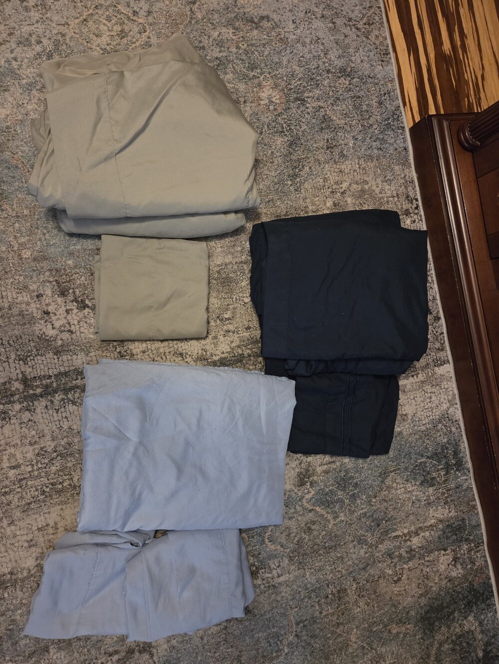 Lot of 3 Queen Size Sheet Sets (JCPenney Home Collection & Off-Brand)